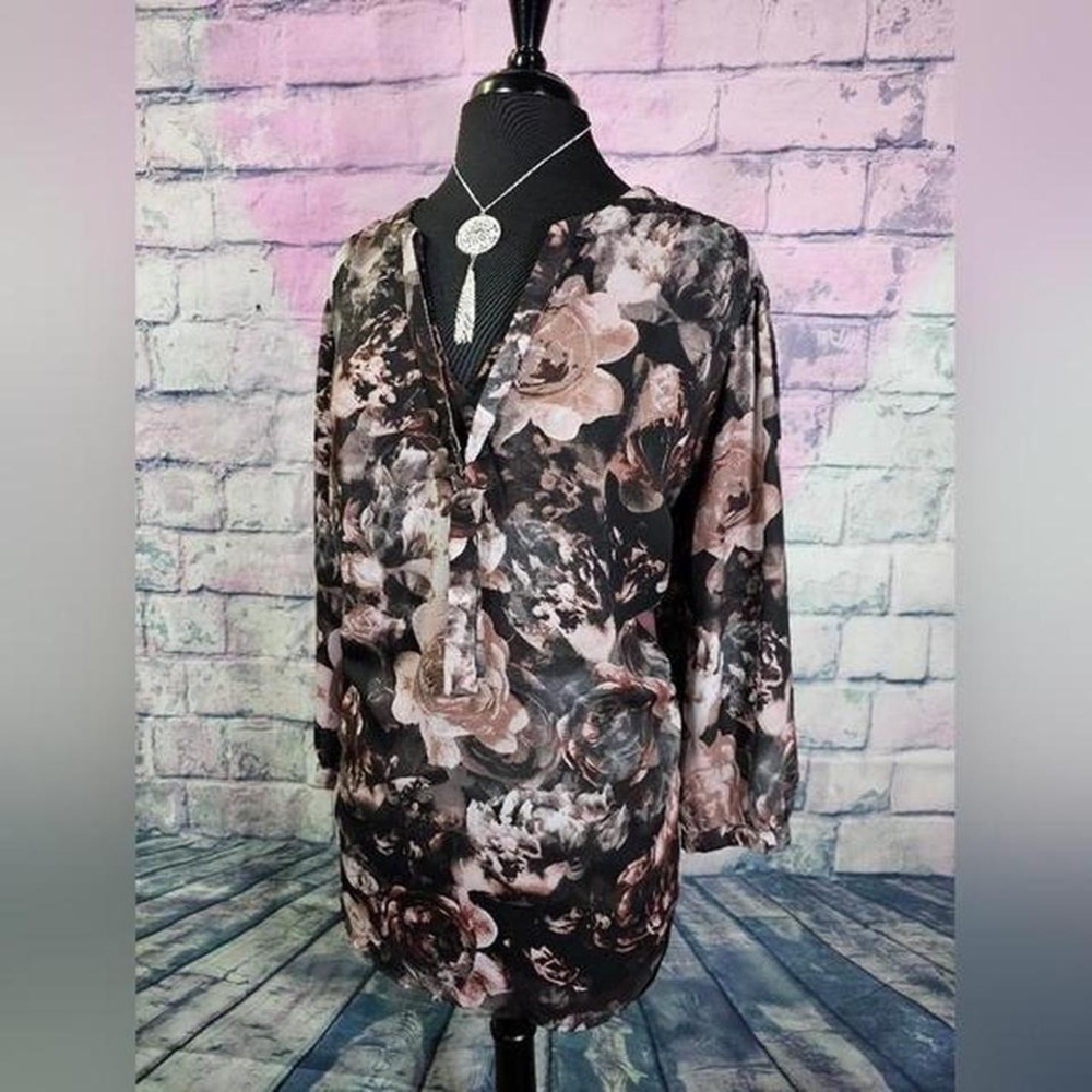 Torrid "Antique Rose"‎ Colored Blouse